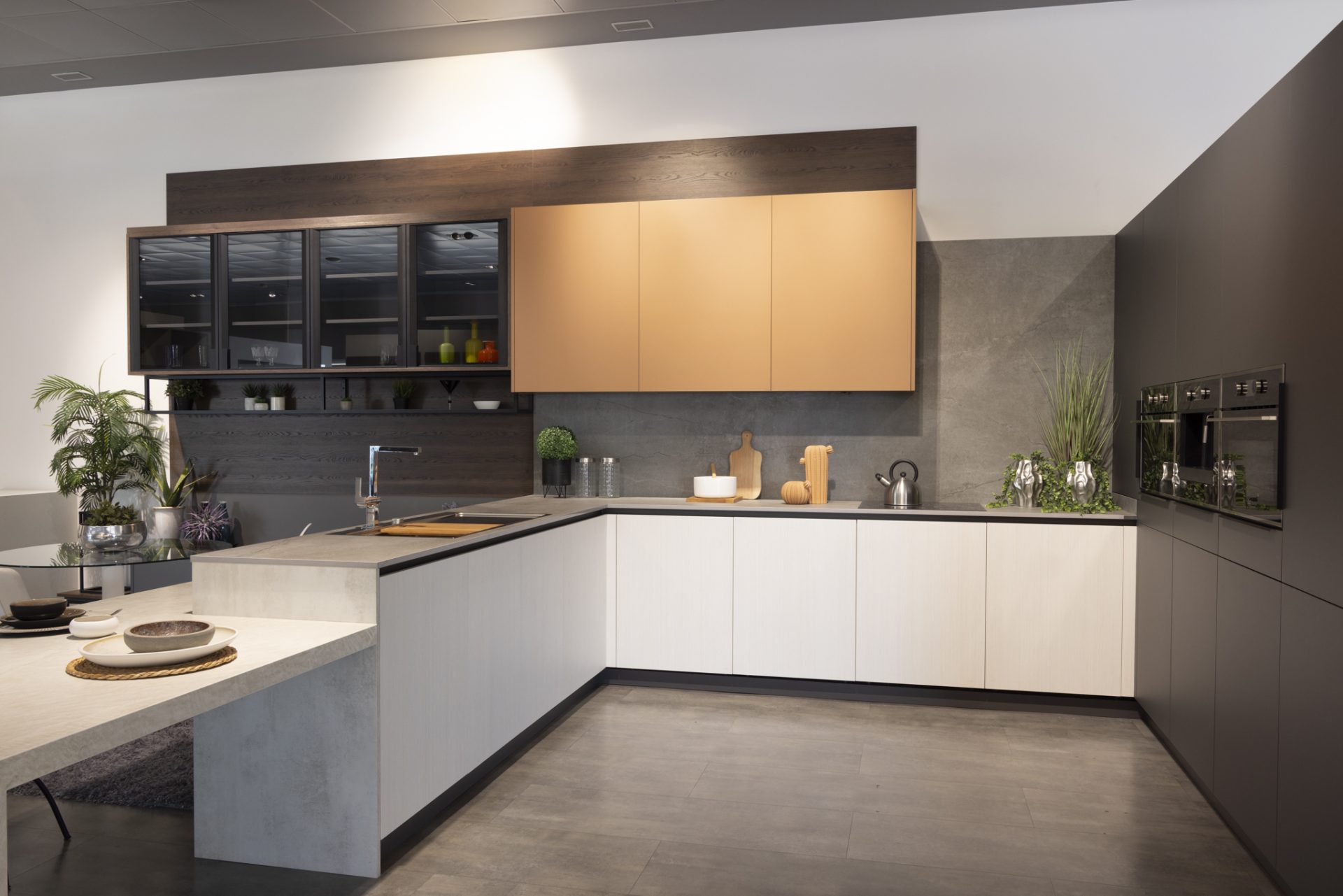 ULTRAGLOSS/MATT